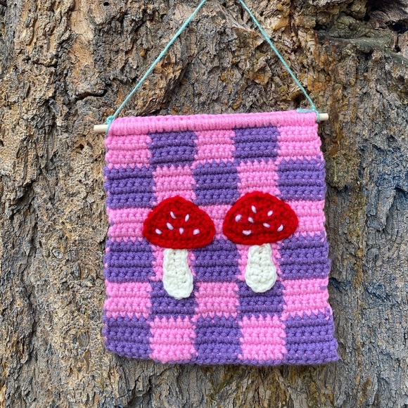 Mushroom wall hanging - Picture 5 of 10